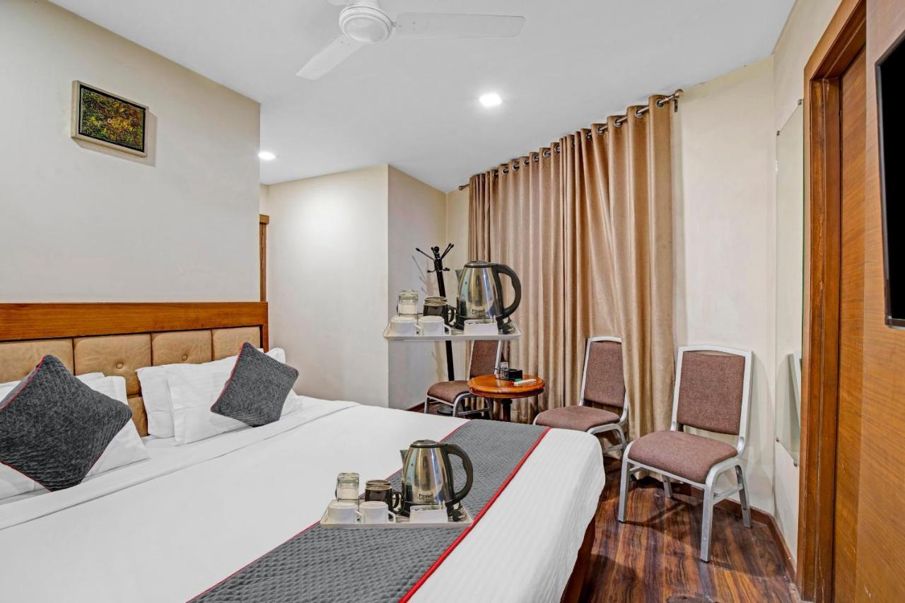 Hotel Navjivan Himatnagar Bagian luar foto