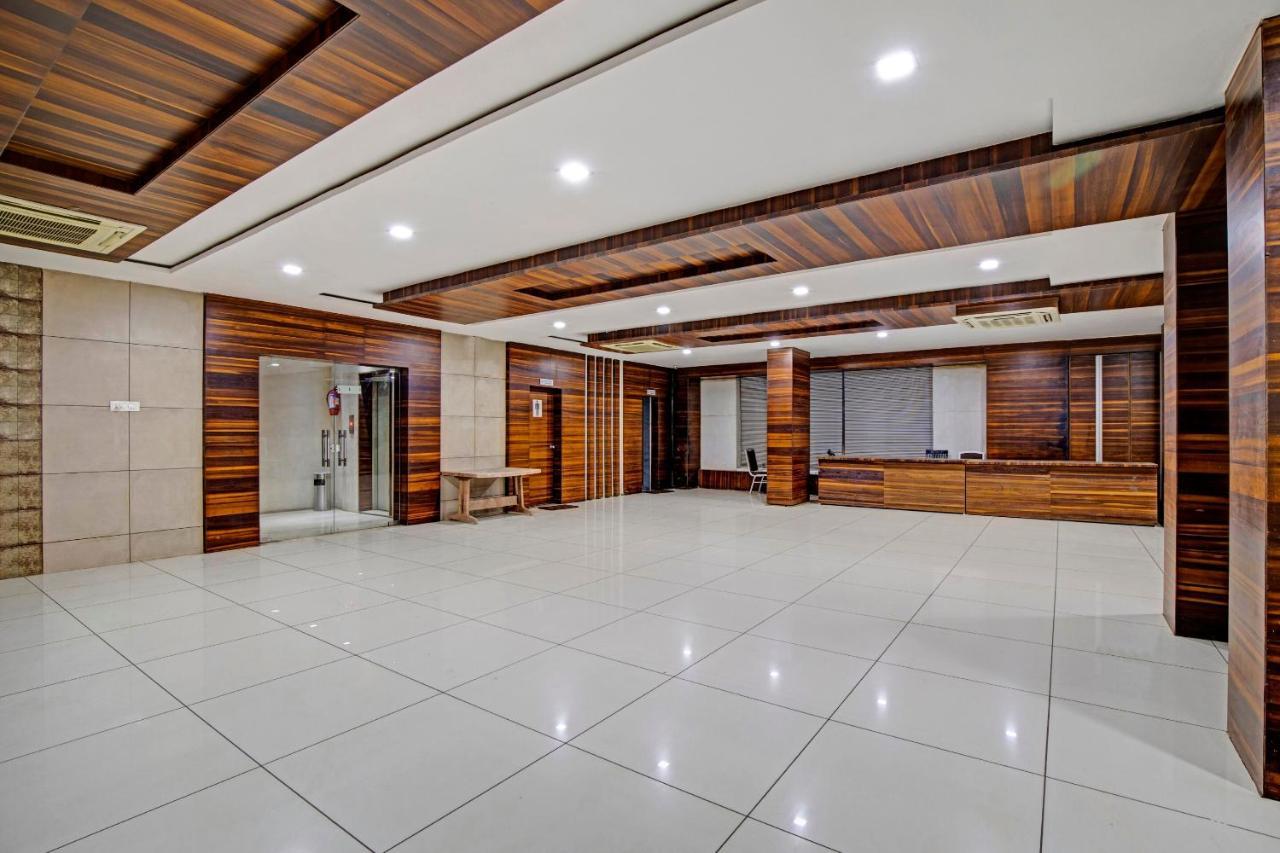 Hotel Navjivan Himatnagar Bagian luar foto